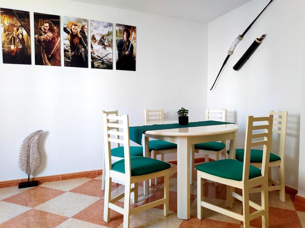 Movie Stars Apartment, 간디아 외부 사진
