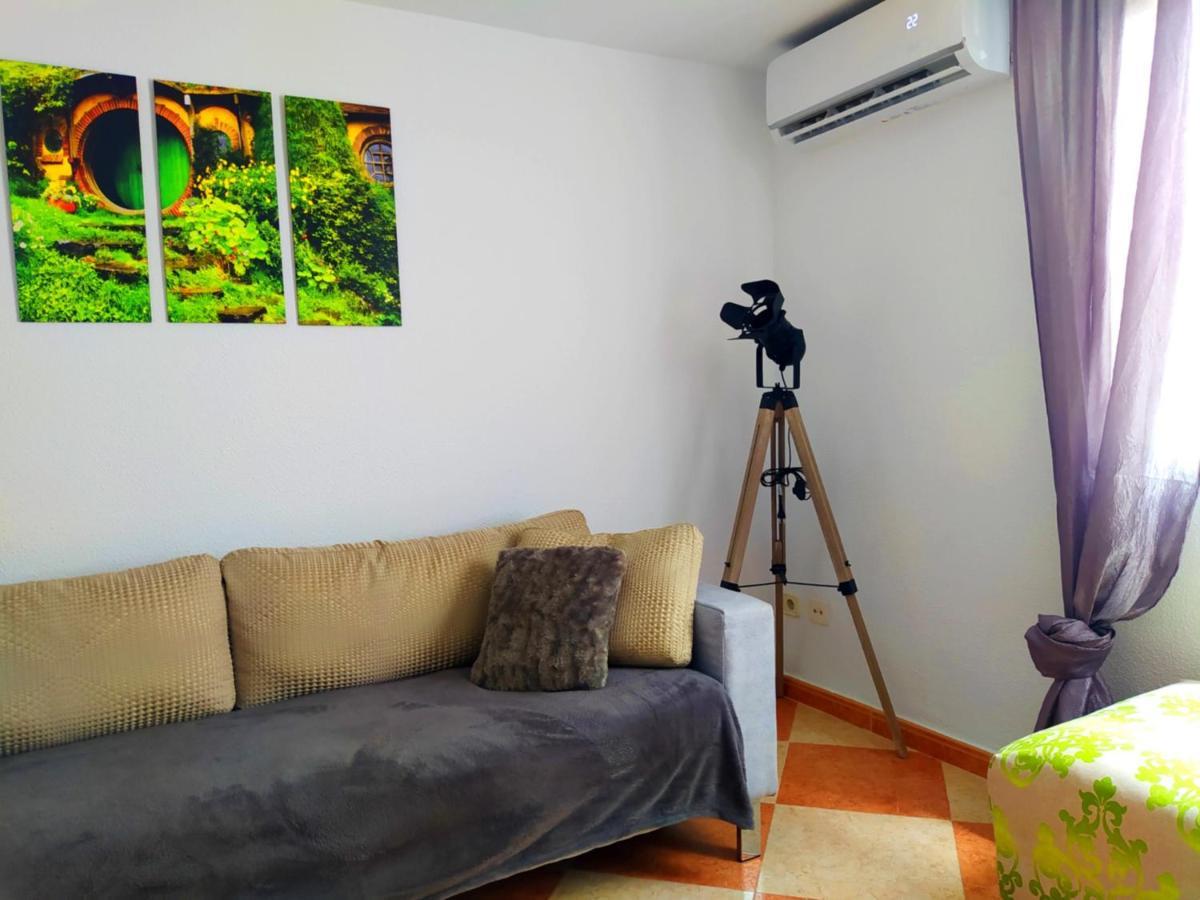 Movie Stars Apartment, 간디아 외부 사진